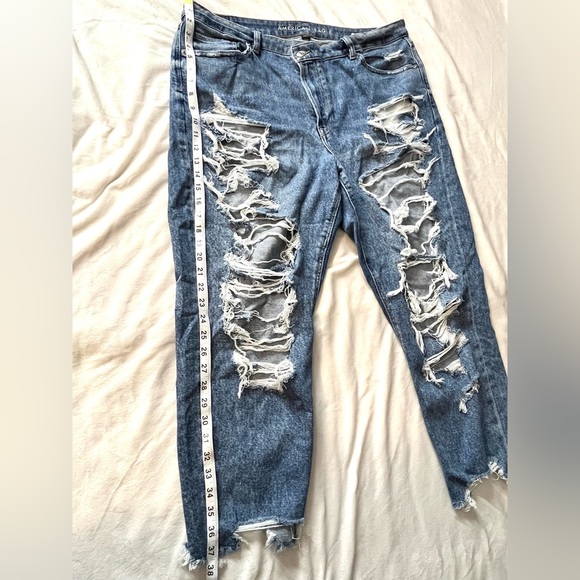 American Eagle Distressed Stretch Blue Women's Comfy Jeans Size 18 Short - Picture 4 of 16